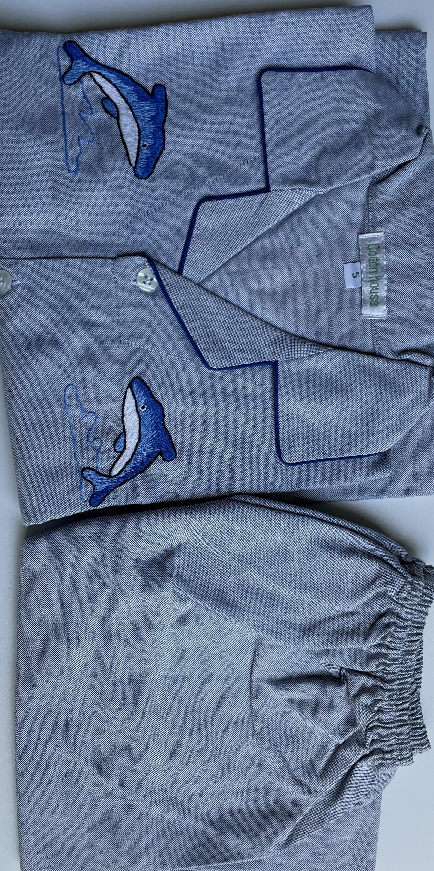 5-6yr kids pj set long sleeves folded in grey with blue little dolphins